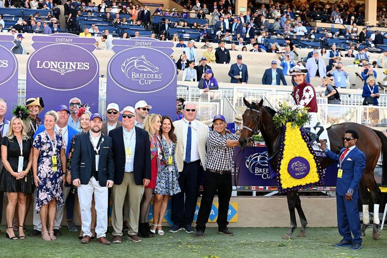 Thorpedo Anna in Winner's Circle at 2024 Breeders' Cup Distaff